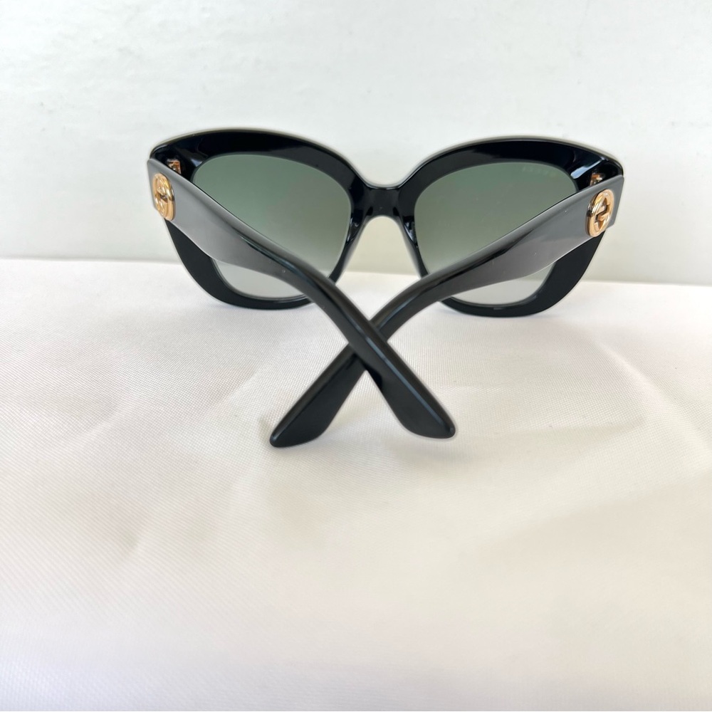GUCCI Italy GG0327 S Cat Eye Gray Gradient Lens Black Frame Gold Logo Sunglasses - Picture 13 of 16